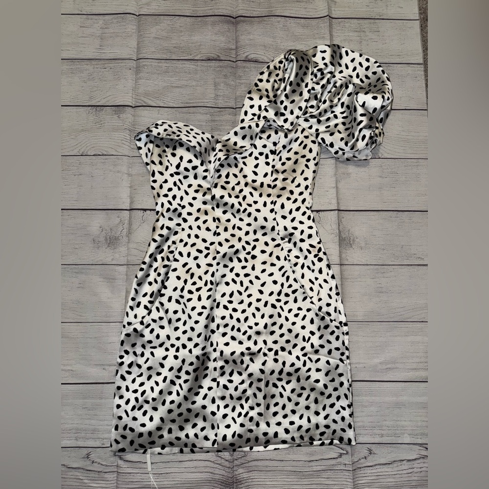 NWOT Women's Self Portrait White & Black Polka Dot One Shoulder Satin Dress